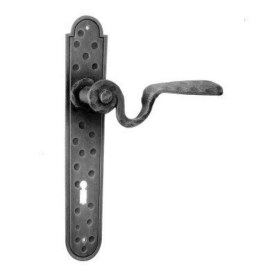 Kovaná kľučka na dvere model 11