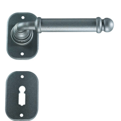 Kovaná kľučka ke dverim model 2105