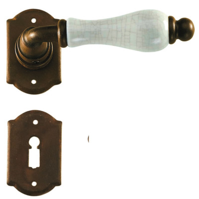 Kovaná kľučka ke dverim model 2-20